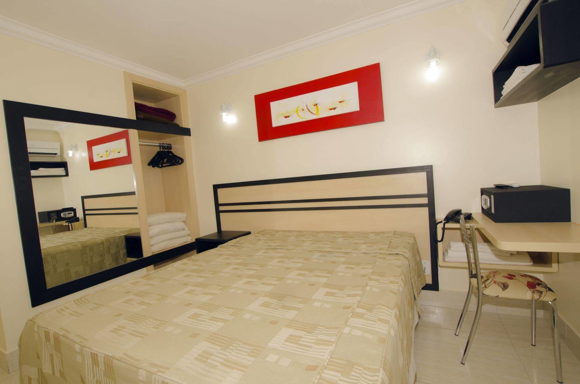 Di Roma Resorts - Reis Imoveis Caldas Novas Exteriör bild